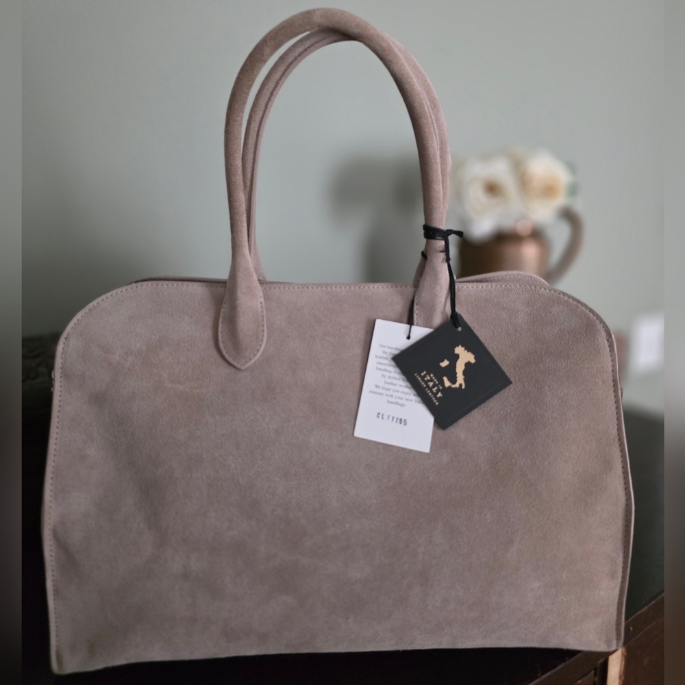 Viral TikTok Claudia Firenze Suede tote